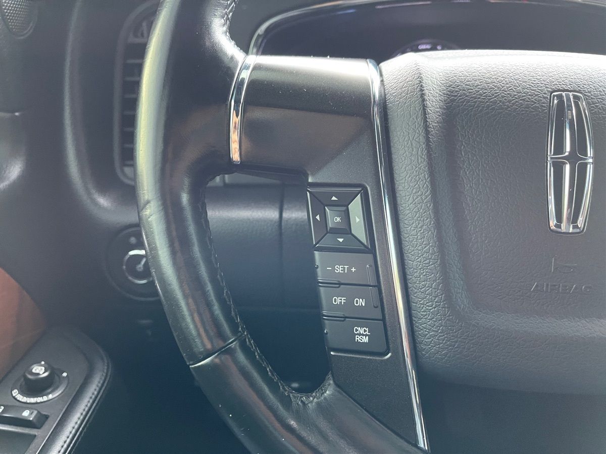 2016 Lincoln Navigator L