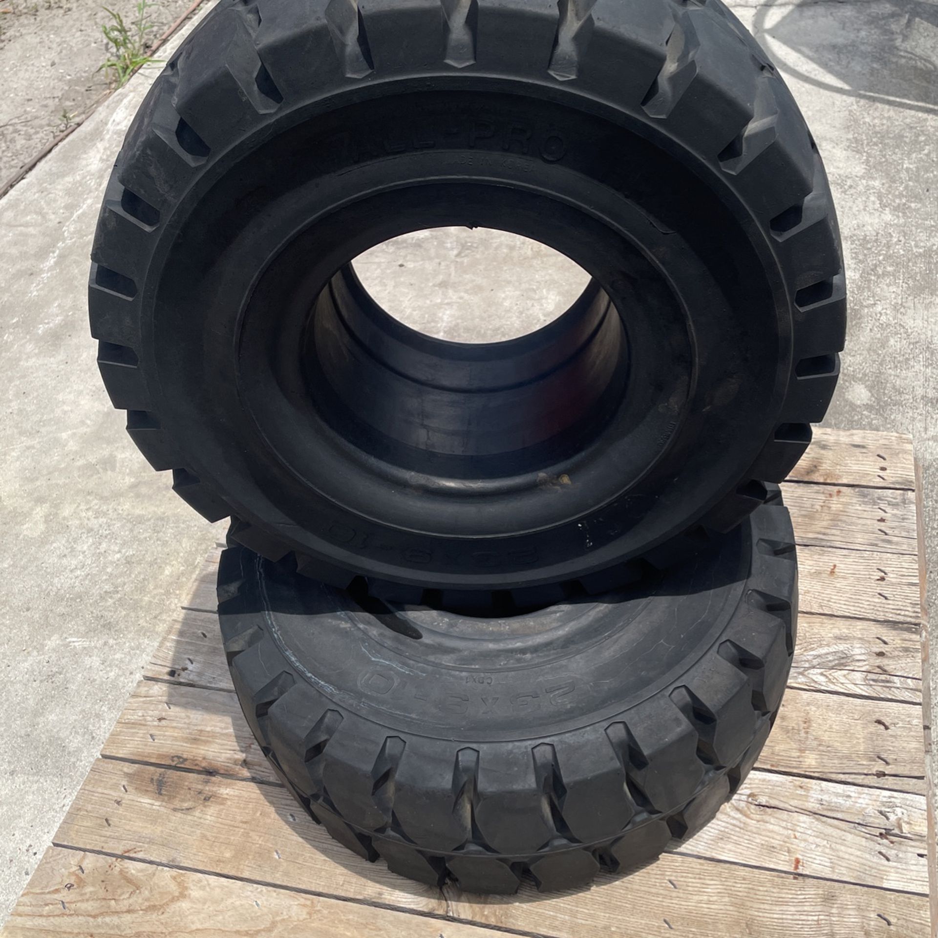 Forklift Tires 23x9-10 All-Pro HP