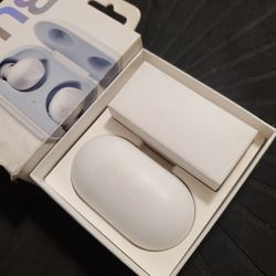 SAMSUNG GALAXY BUDS w NEW Cable Thumbnail