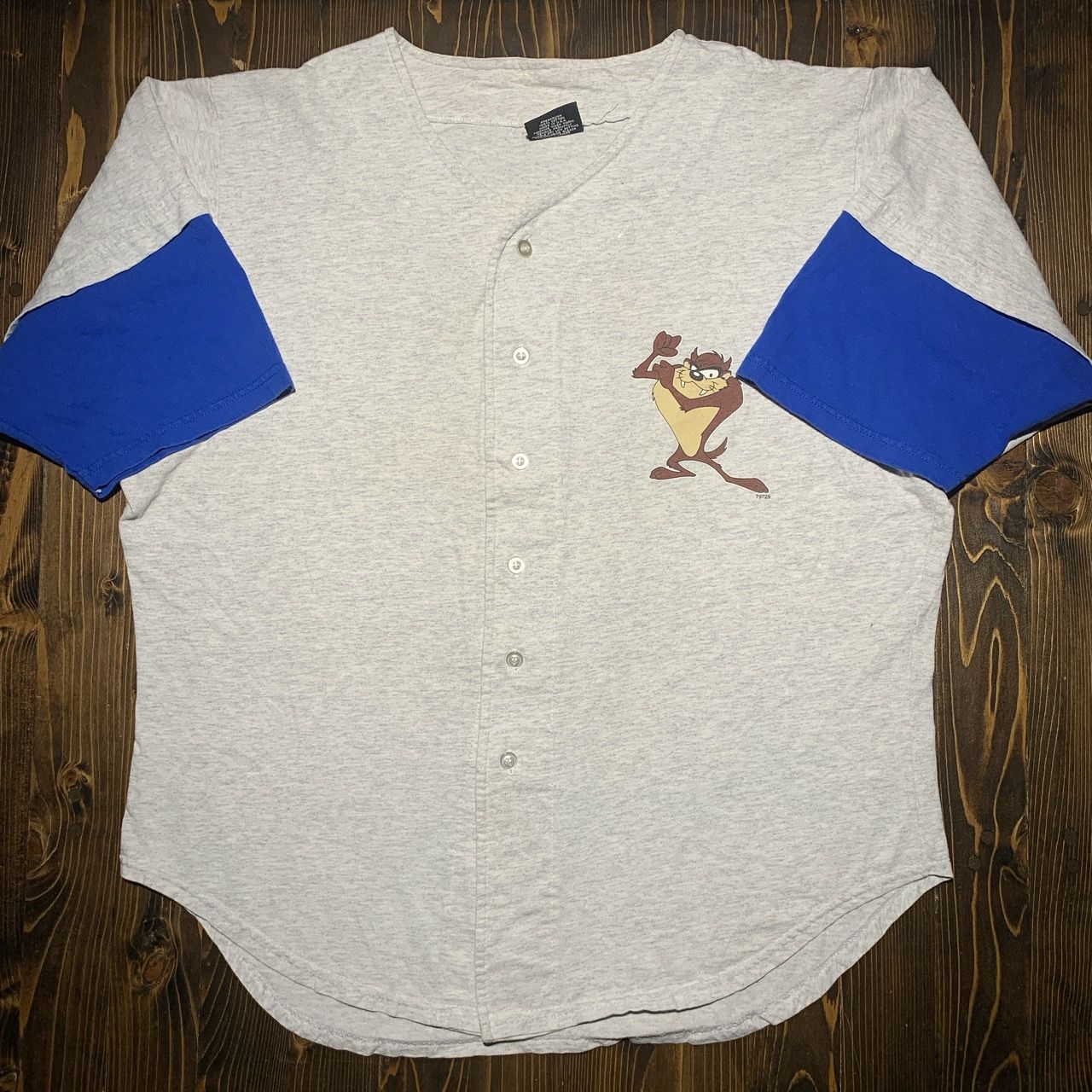 Vintage 90s Taz looney tunes baseball tee shirt