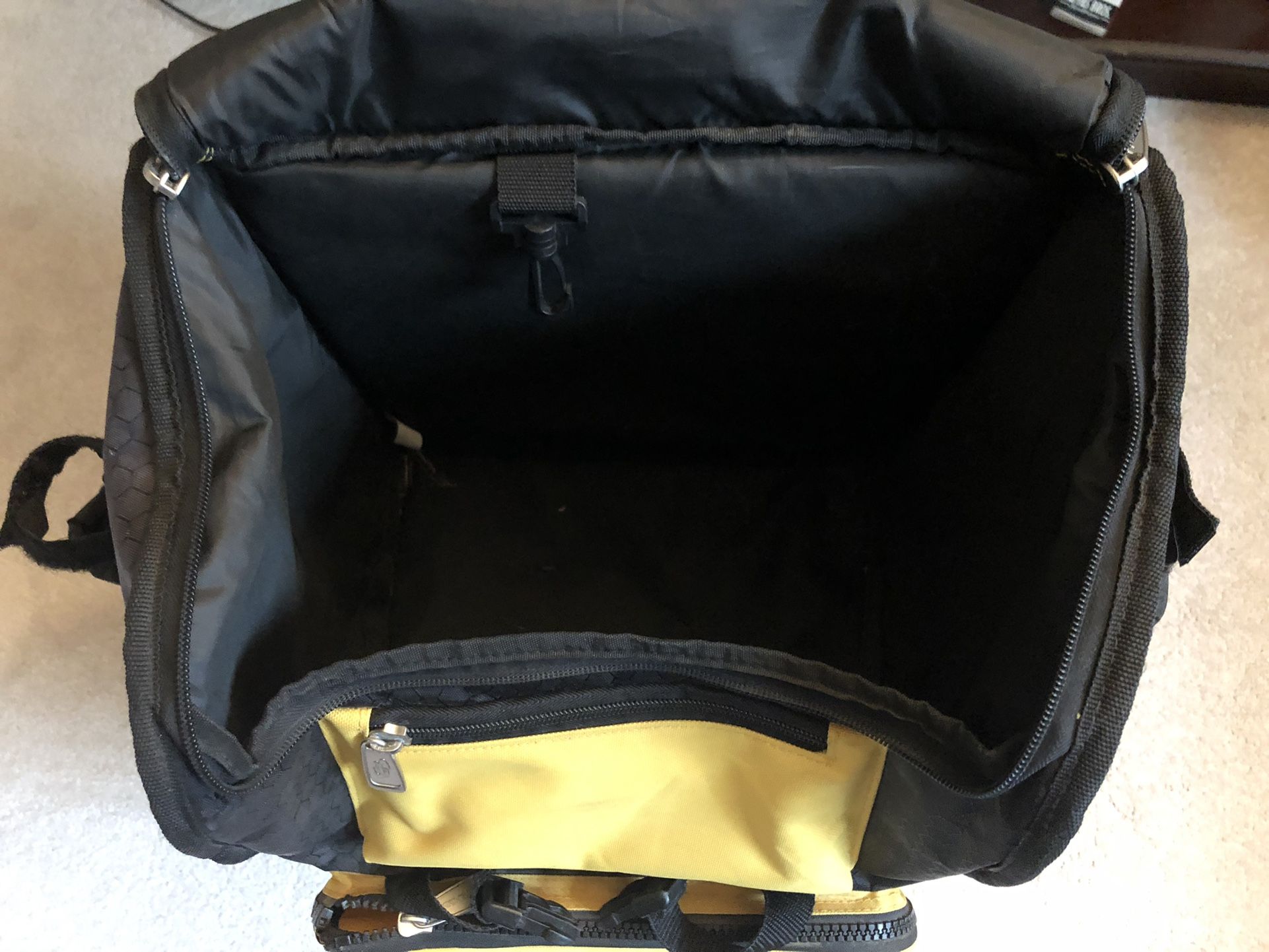 ⚾️Deluxe BoomBah Baseball Backpack With Gear!**🌟