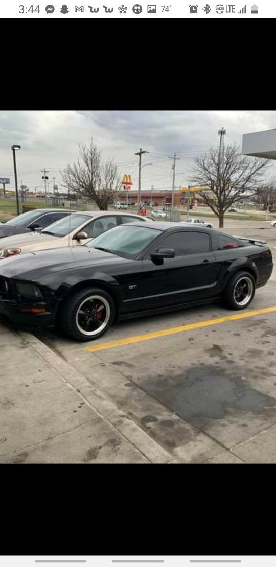 2005 Ford Mustang