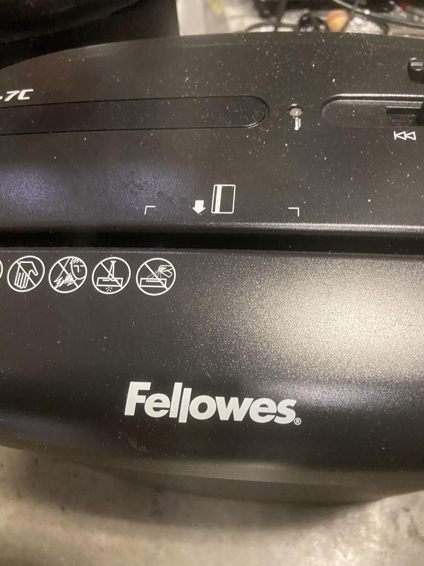 Fellowes Shredder