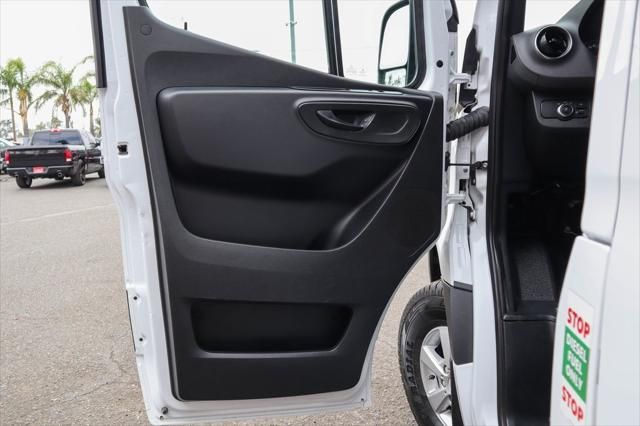 2019 Freightliner Sprinter Cargo Van