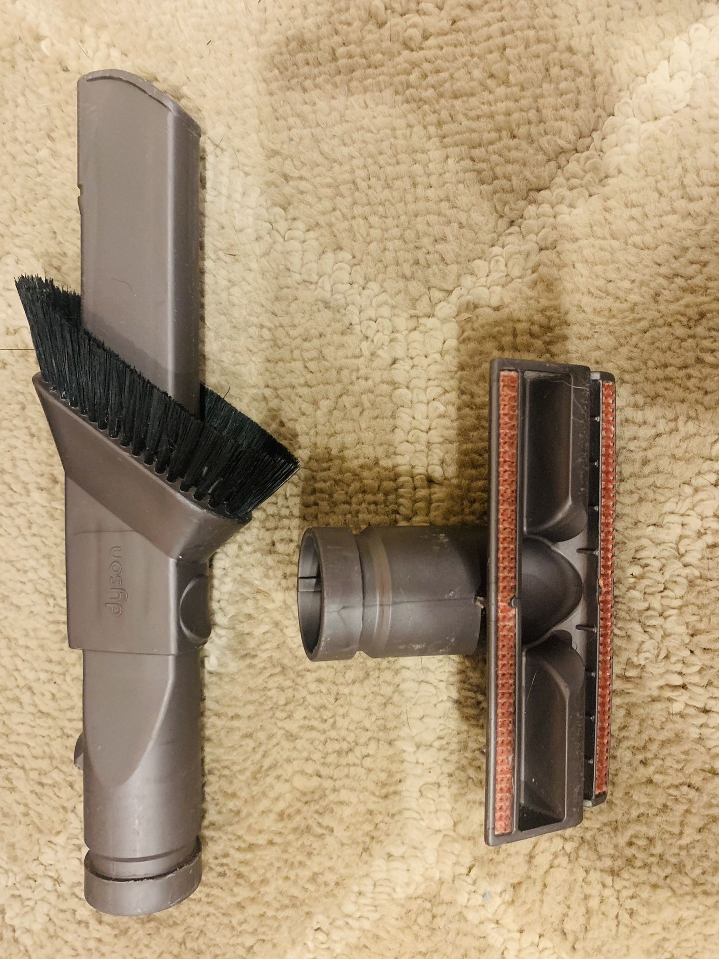 Dyson DC 40 vacuum cleaner