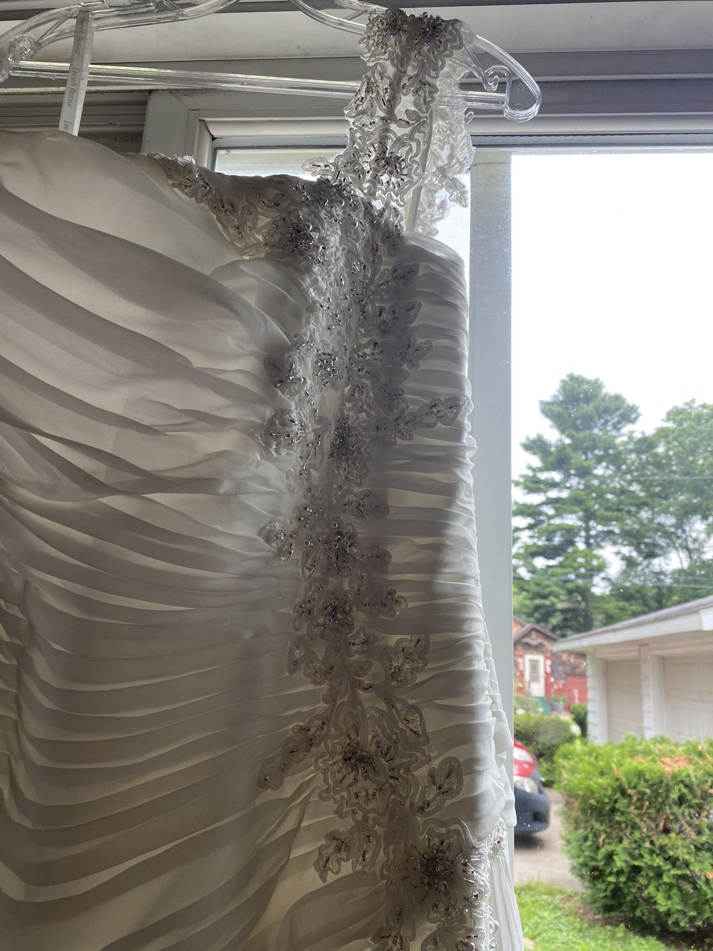 Beautiful Wedding Dress!