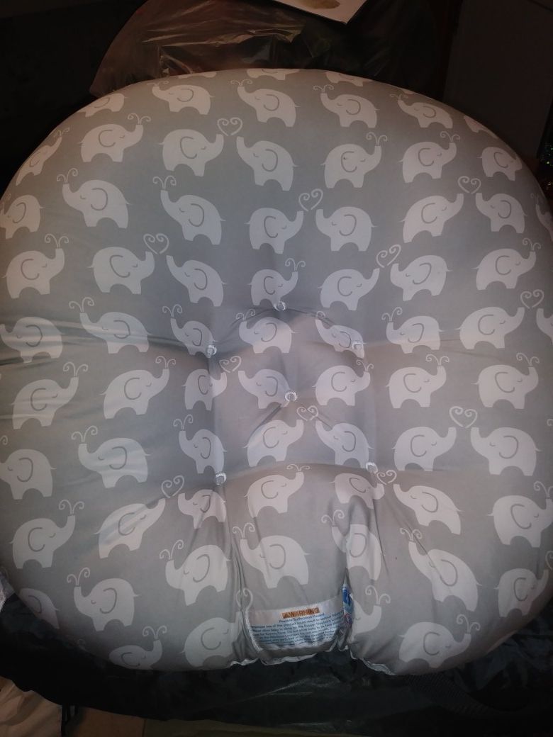 Grey Bompy Pillow with White Elephants and Pampers Wipes and Nuby Teether