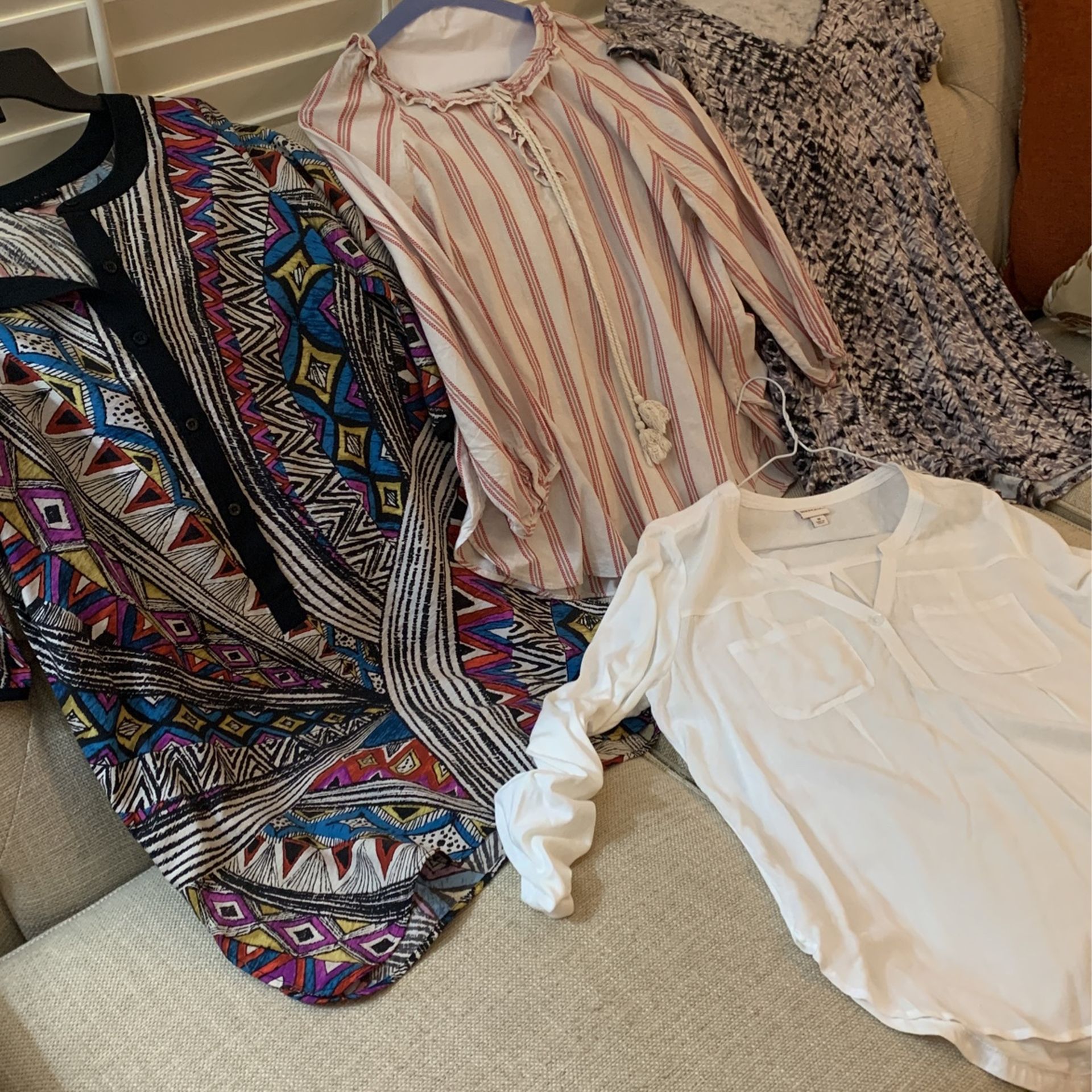 Women’s Size Medium Tops And Tunics