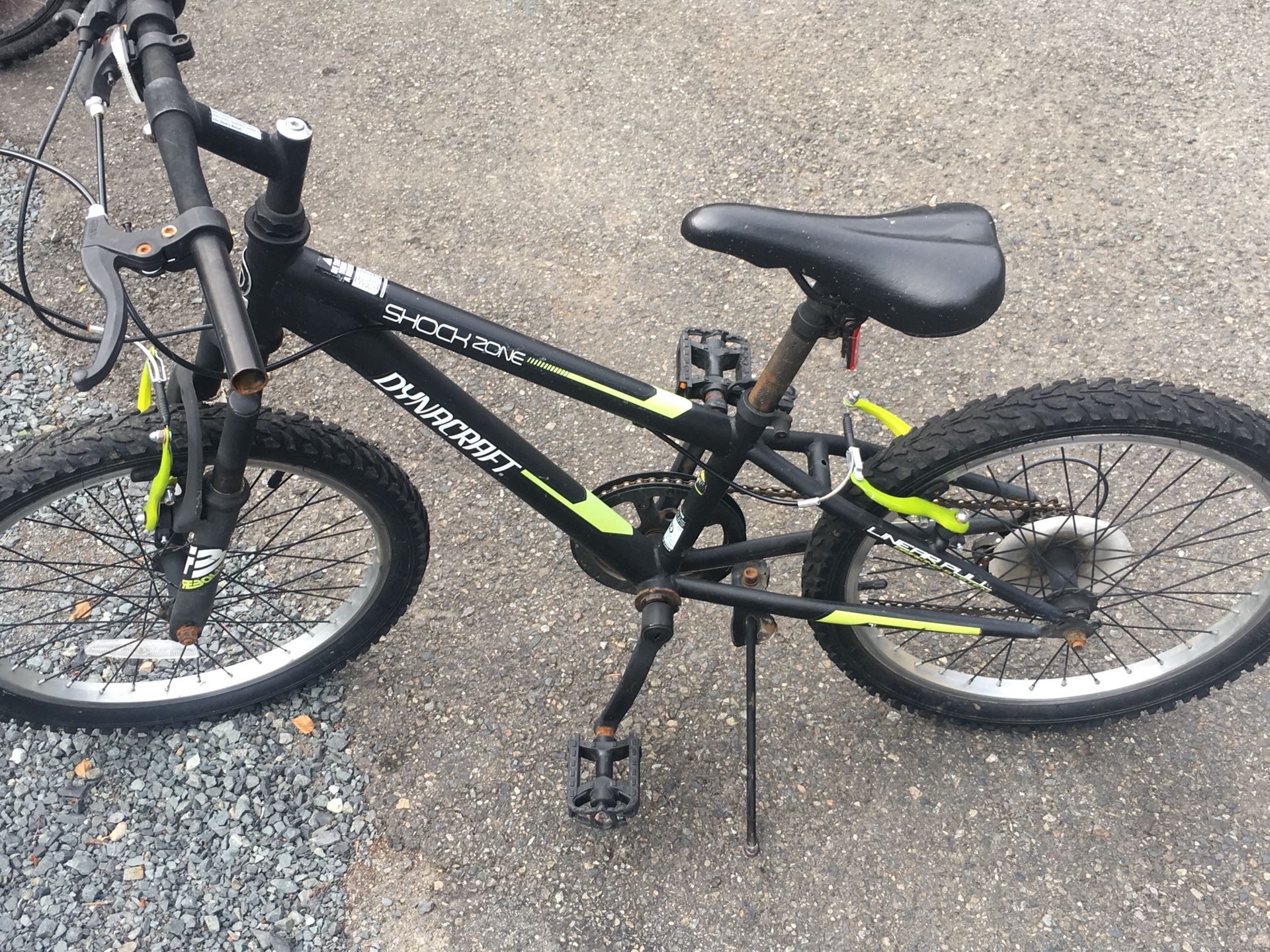 Boy’s Dynacraft Shockzone 20” Bike for Sale in Seattle, WA OfferUp