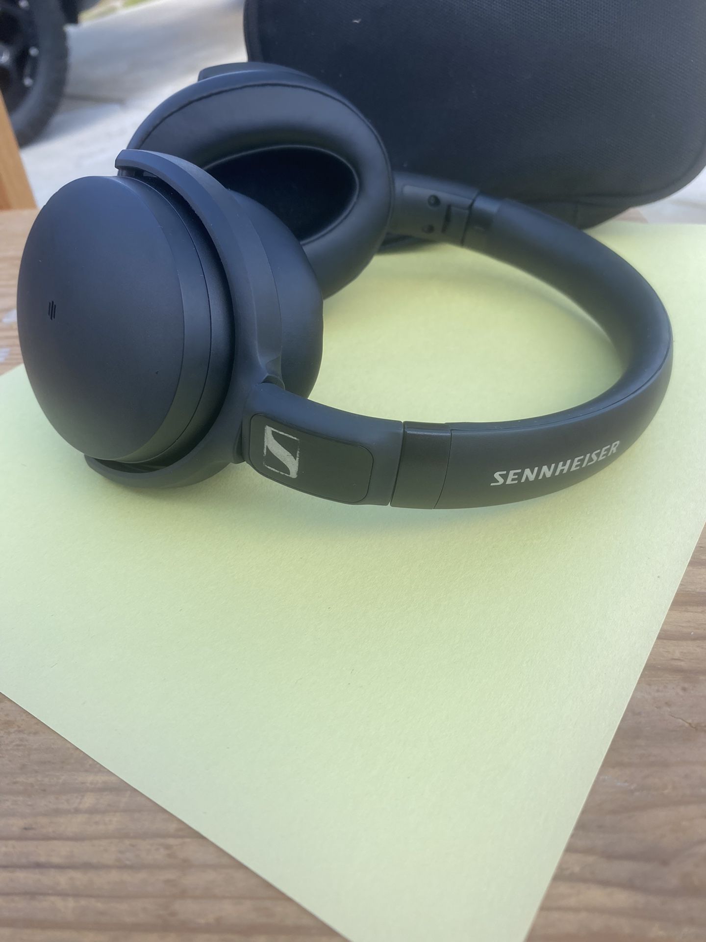 Sennheiser HD 4.50 SE Wireless Noise Cancelling Headphones - Black (HD 4.50 Special Edition)