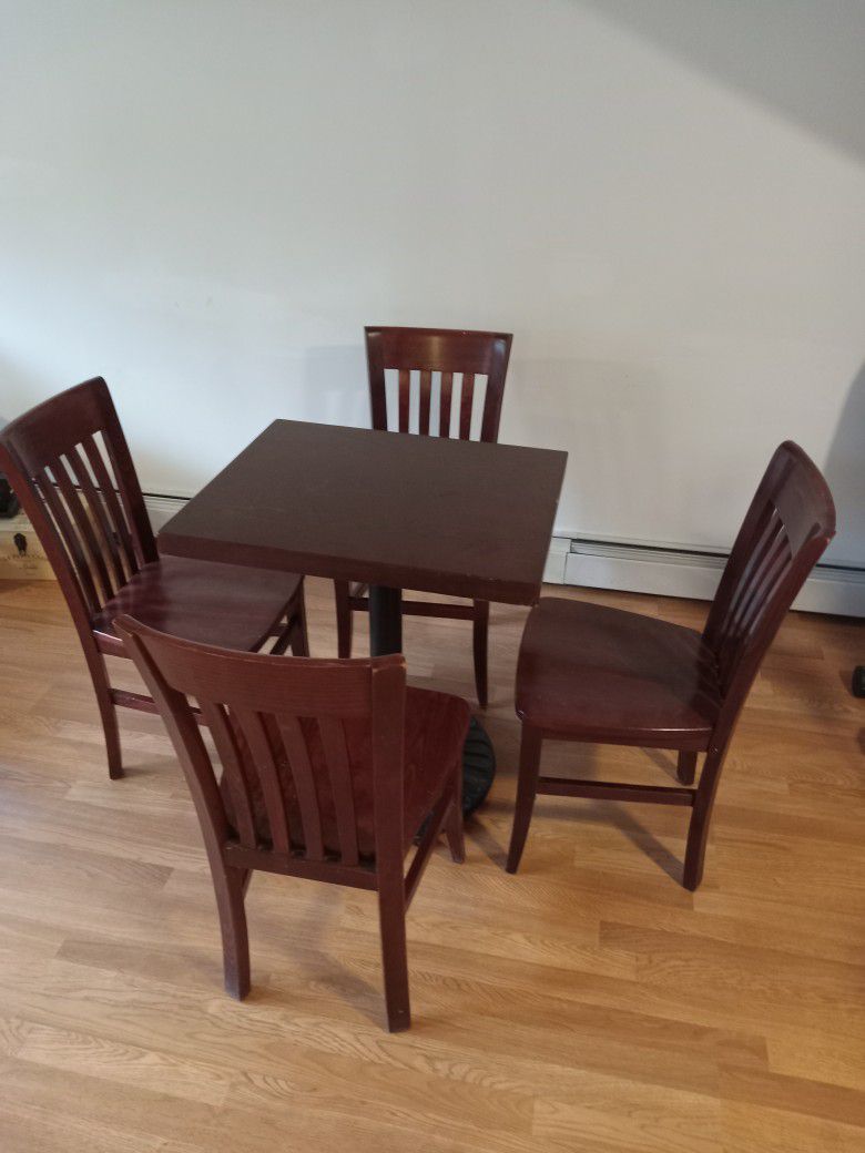 Restaurant Table And Chairs