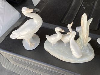 Lladro Bird Figurines  Thumbnail