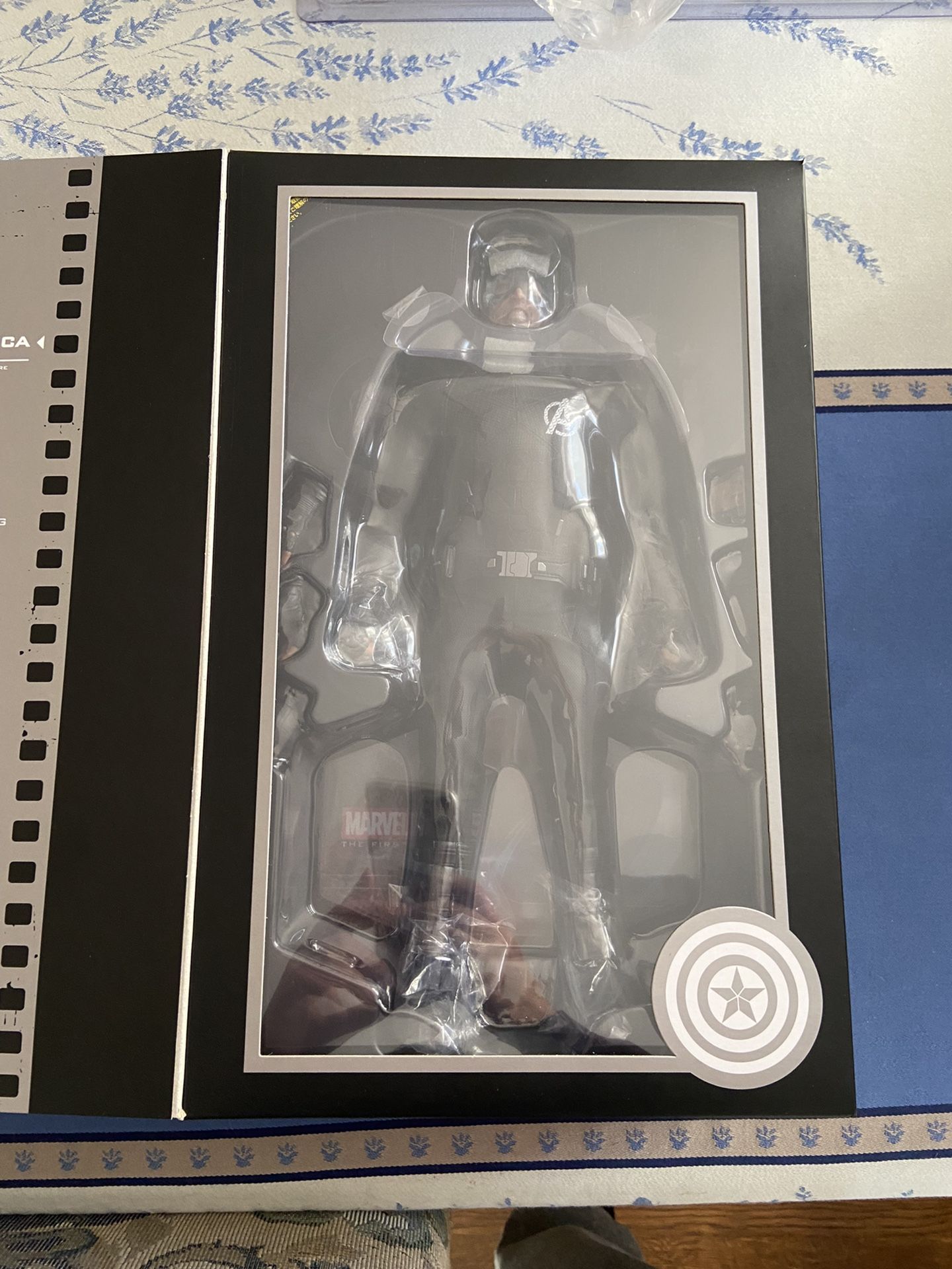 Hot Toys Captain America Concept Art Version