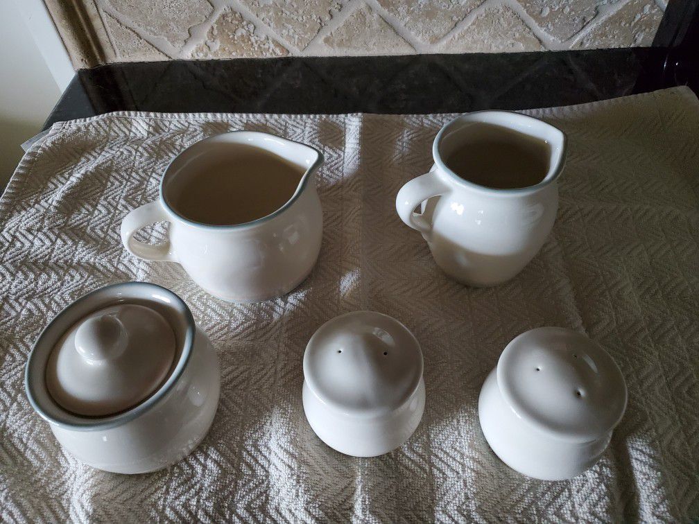 PFALTZGRAFF 8 Place Settings