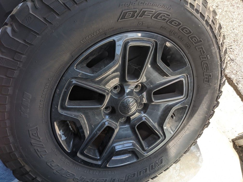 Jeep Wrangler 17x7.5 Rims