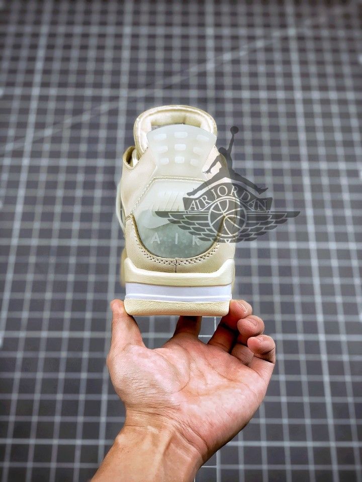 Jordan 4 Retro Off-White Sail Never Used