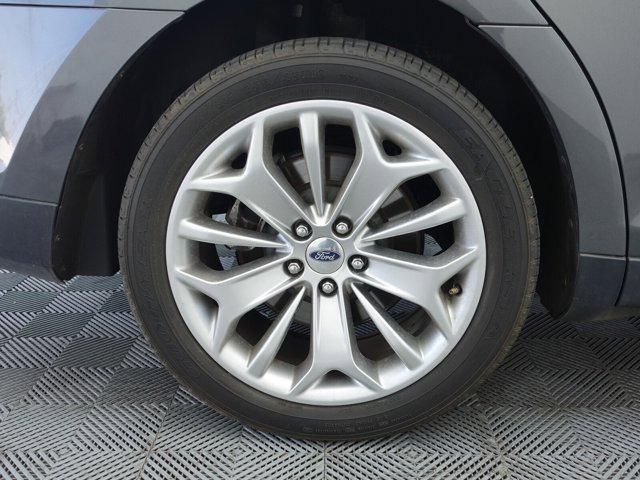 2019 Ford Taurus