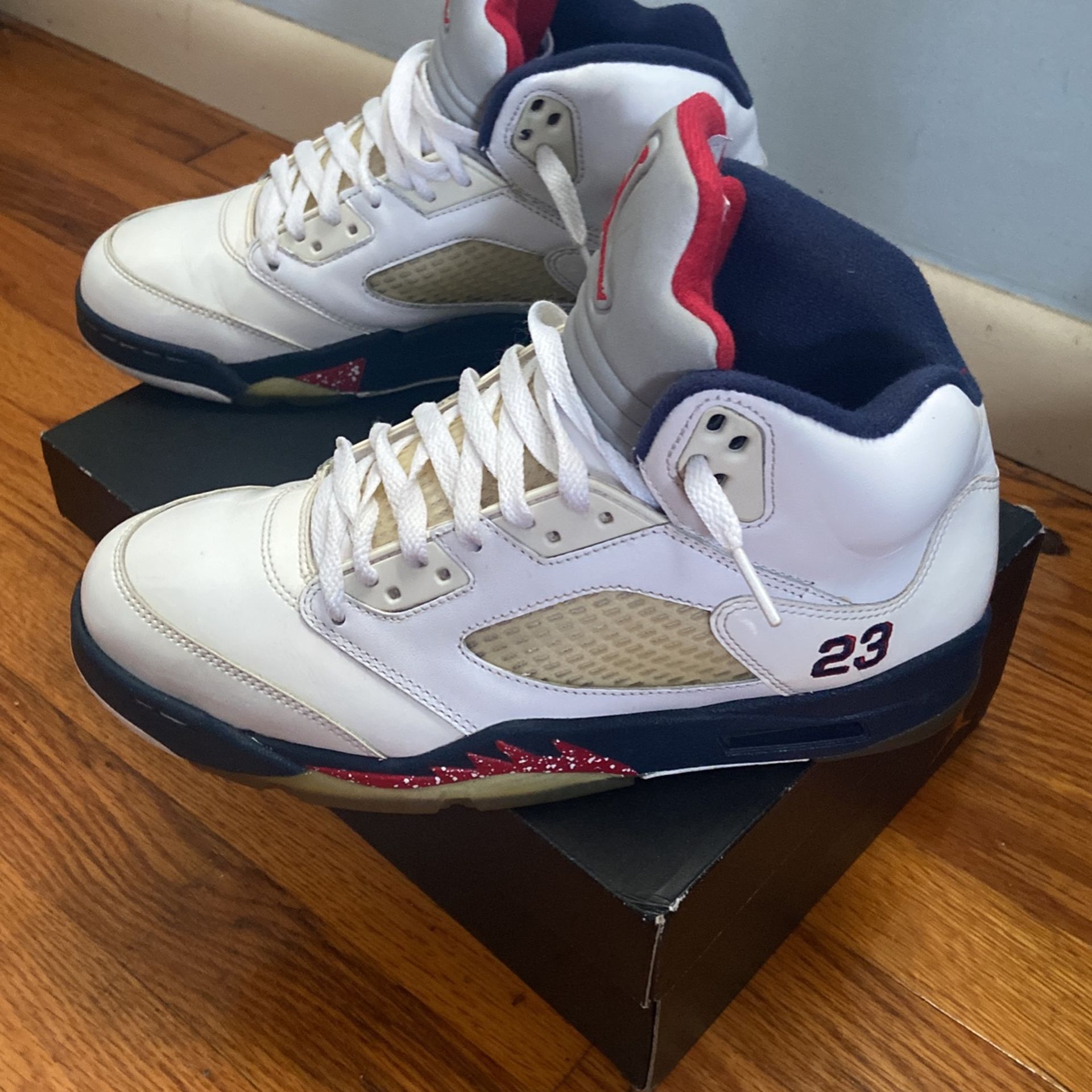 Jordan’s 5s Independence Day Size 8.5