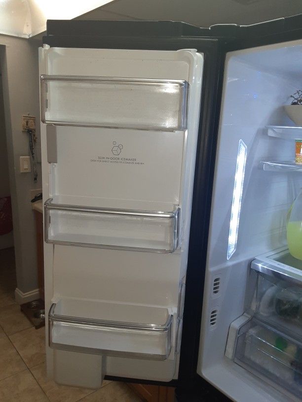 KENMORE ELITE Black Refrigerator