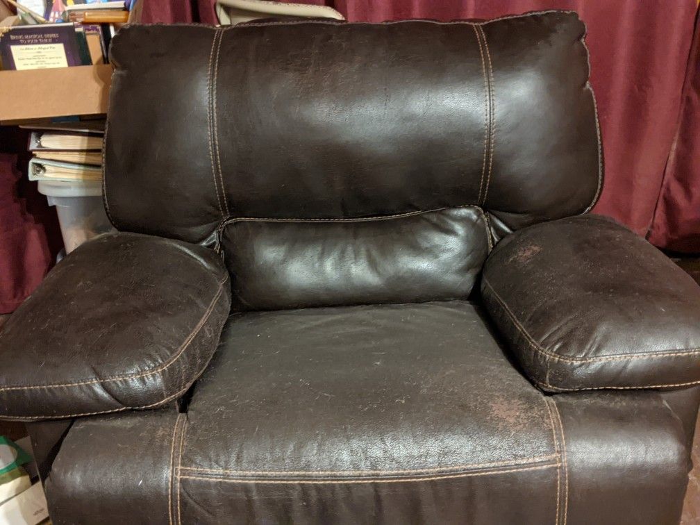 Oversized rocker/recliner