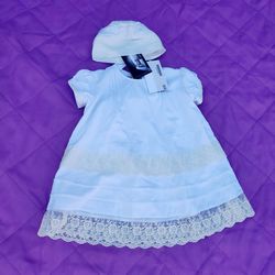 NEW!! ONE OF A KIND SPECIAL WHITE AND CREAM LACE BABY GIRL DRESS W/ MATCHING HAT AND RATTLE STUFFED BEAR Thumbnail