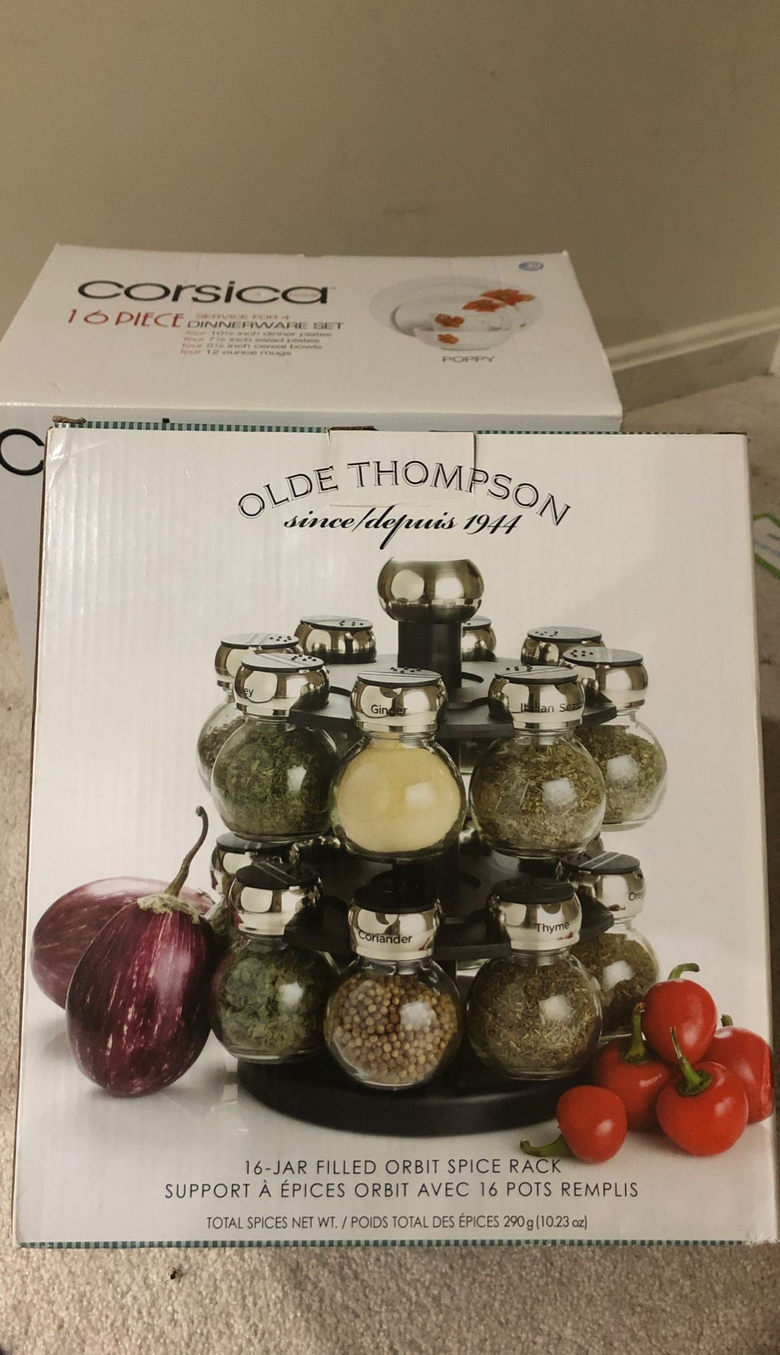 16-JAR filled orbit spice rack