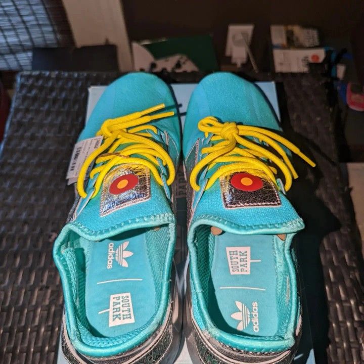 Adidas NMD R1 V2 x South Park Professor Chaos