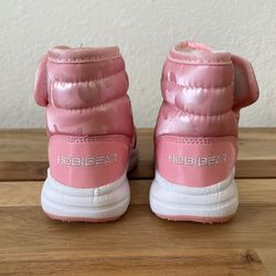 New snow boots Size 5T — worn for 30 mins max! Thumbnail