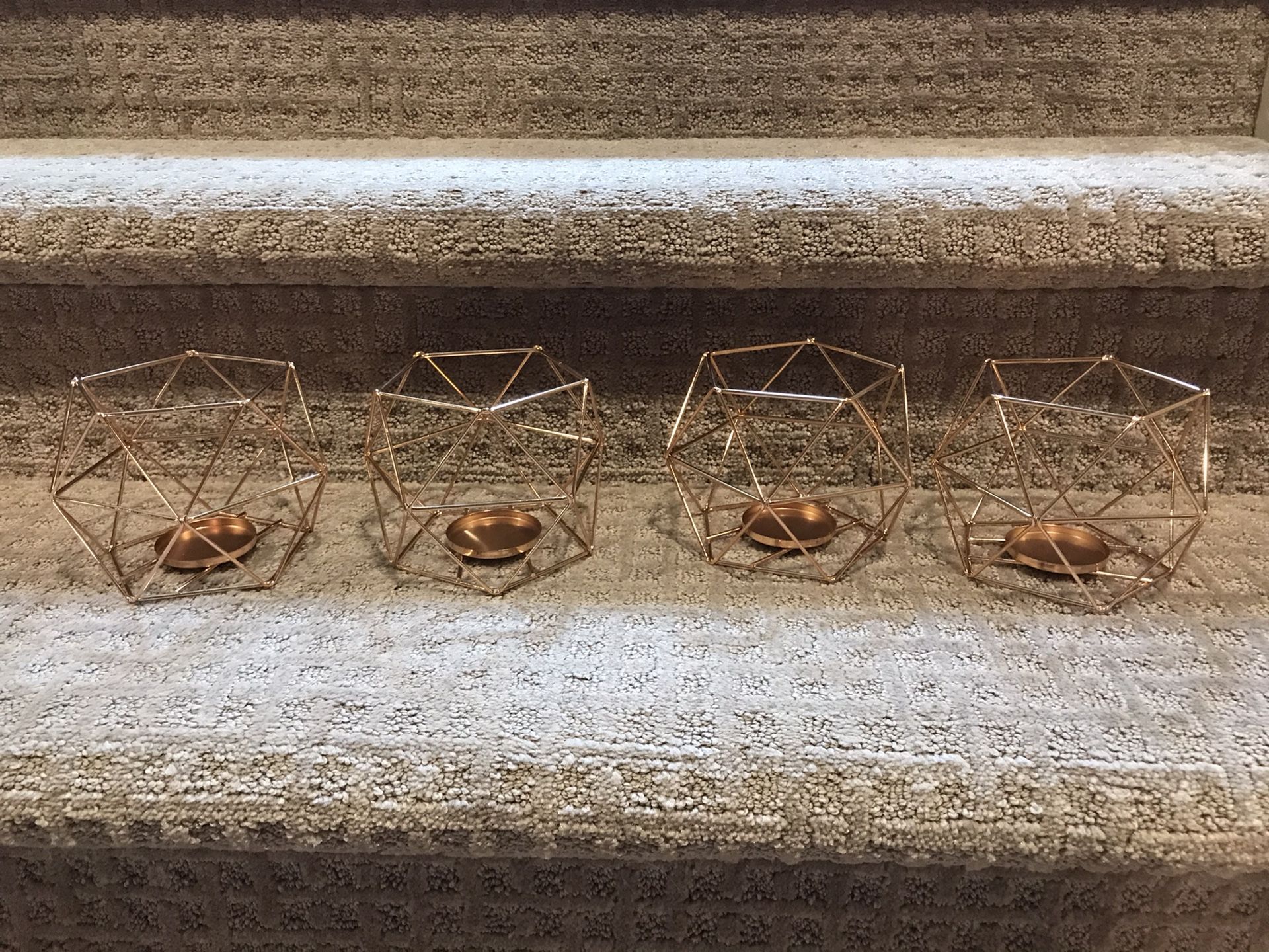 Centerpiece / Candle Holder