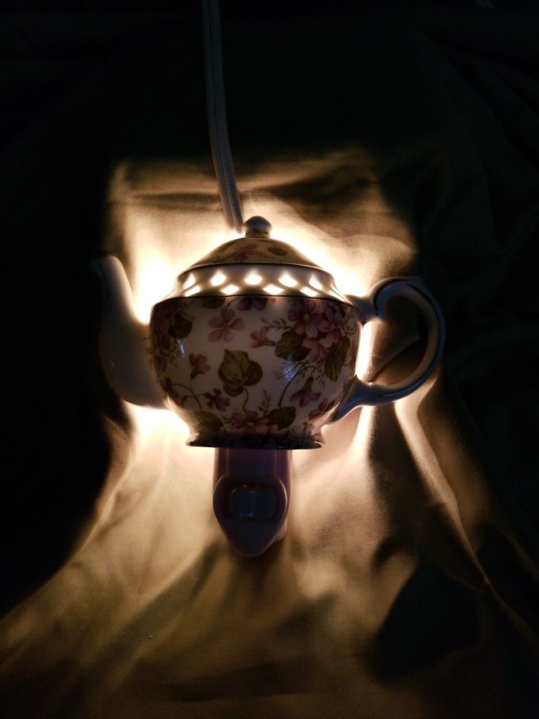 Porcelain Teapot Nightlight