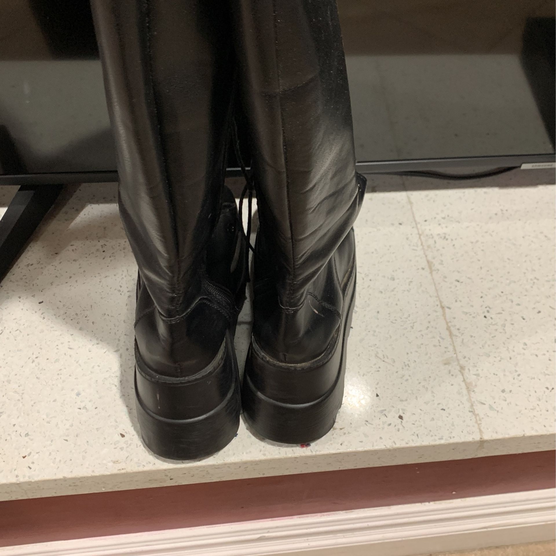 Knee High Black Boots Size 7