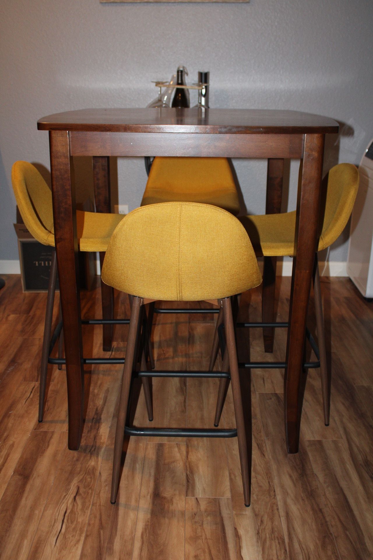 Bar Height Dining Room Chairs for Sale in West Linn, OR OfferUp