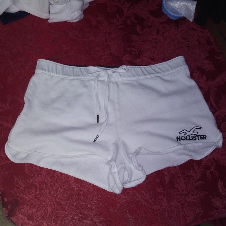 Hollister Outfit