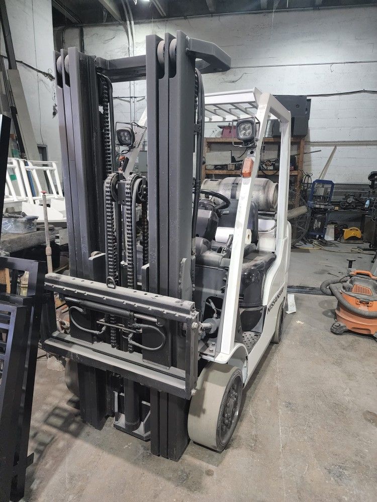 Forklift Nissan Cf50lp 5000 Lb 2013