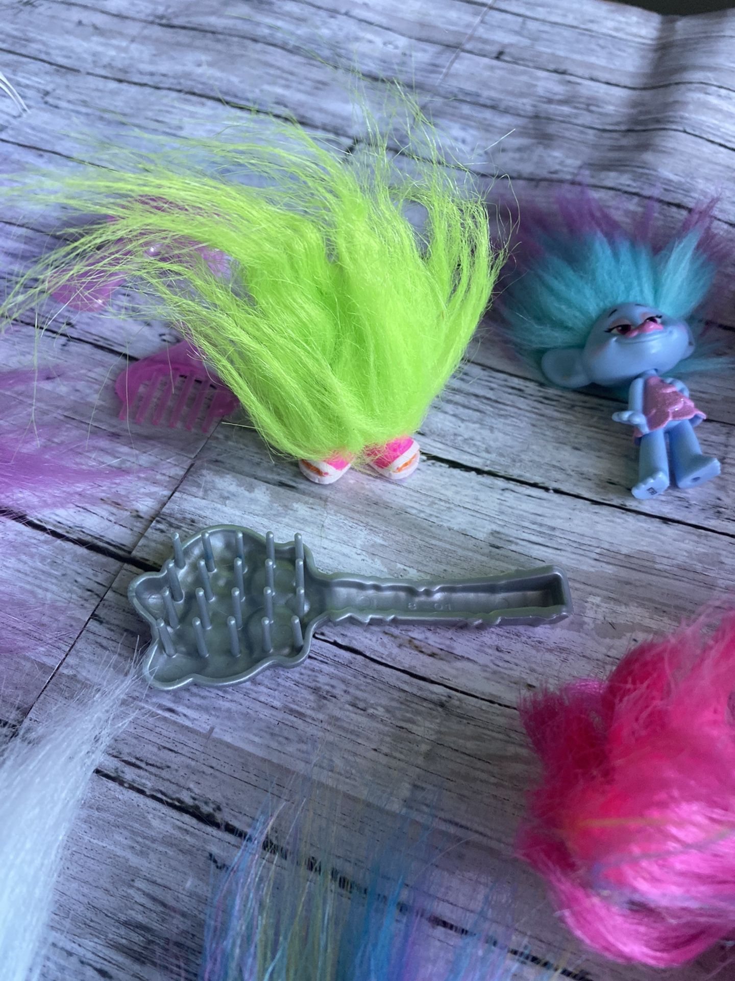 Trolls Hasbro/Dreamworks Fingerlings Action Figures