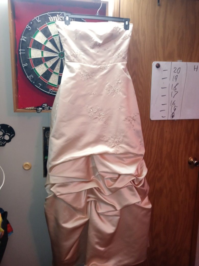 Wedding dress