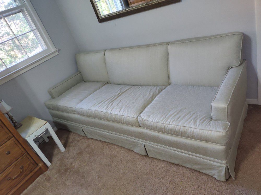 Sofa -  Excellent Condition