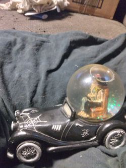 Halloween Snowball On Black Car With Spiders Also It Is A Music Box Play Wicked Old Witch  It Is Roughly Nine Inches Long Thumbnail