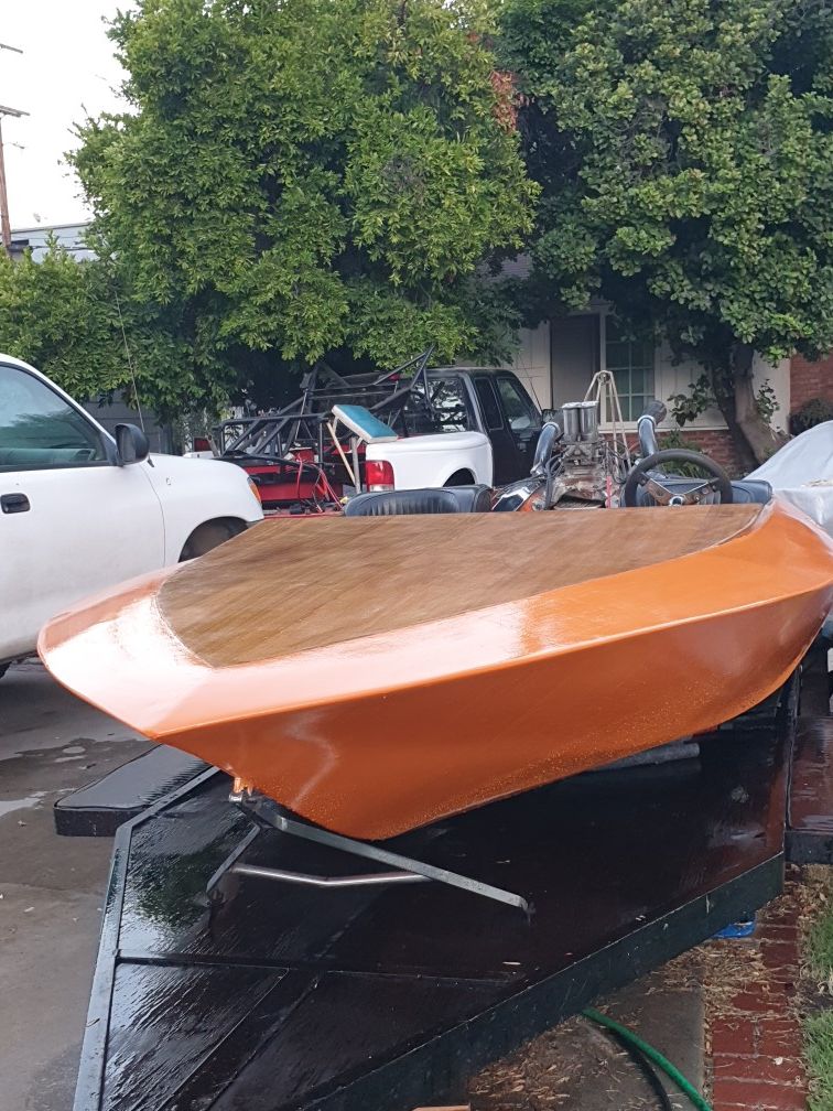 For sale! Glen l Thunderbolt Keith Black Chrysler 392 HEMI flat bottom v drive boat for Sale in