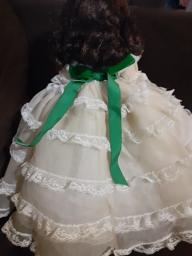 Madame alexander gone with the wind doll
