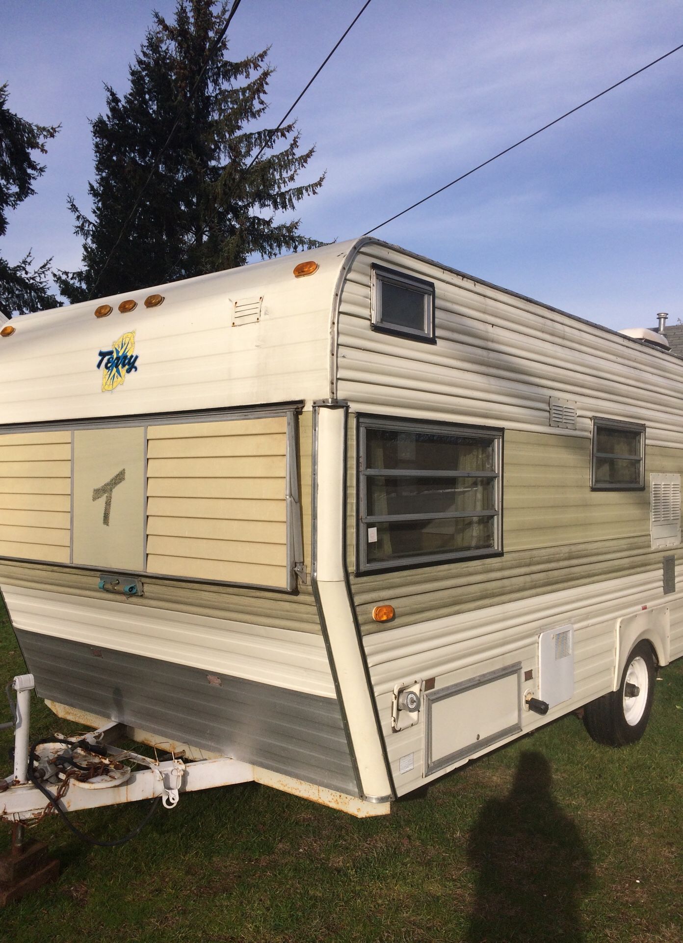 TERRY 19 ft. Trailer, Very Clean, his a awning, good tires$$2000.00 or OBO