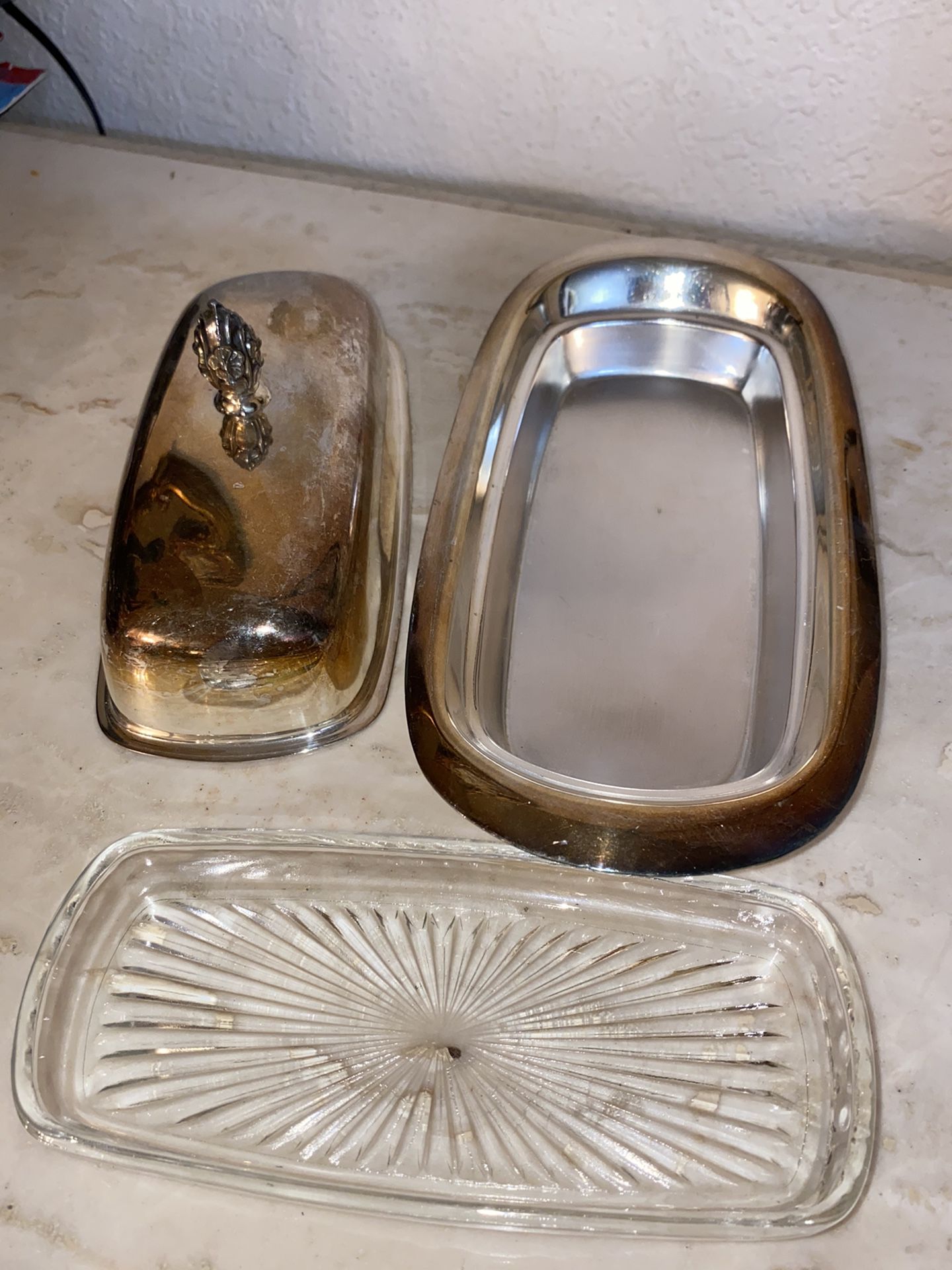 F.B.ROGERS SILVER CO 1883 SILVERPLATE COVERED BUTTER DISH 1997 w/Glass Dish-