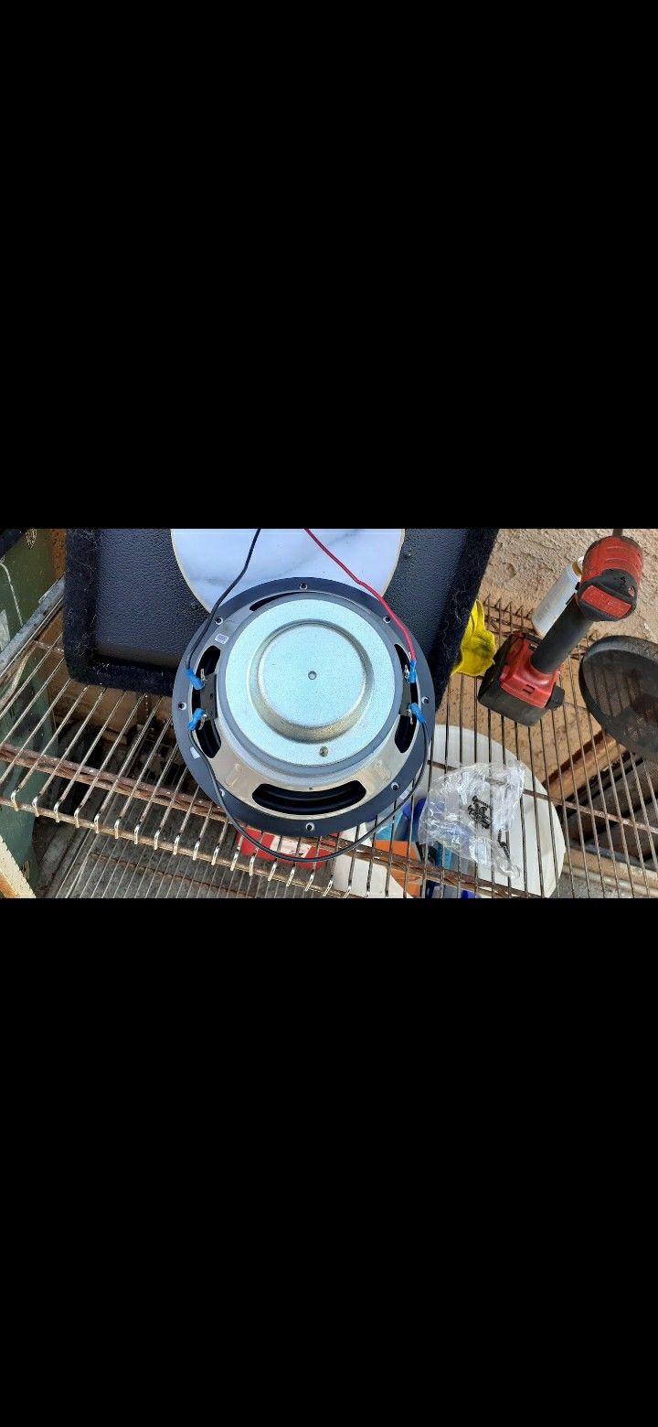 Sub 10" Jl Audio 10w3v2-d2