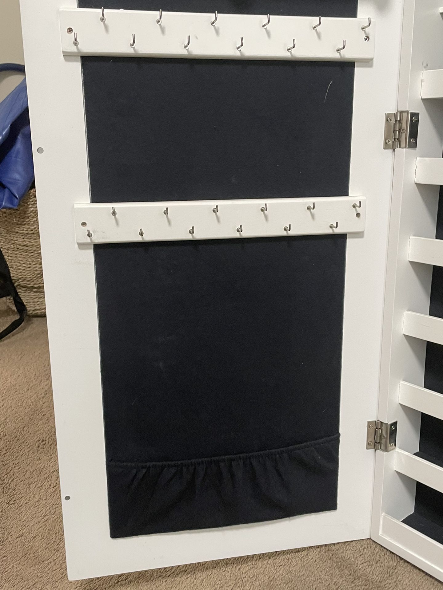 Lori Greiner Wall Mounted Mirrored Jewelry Storage Case