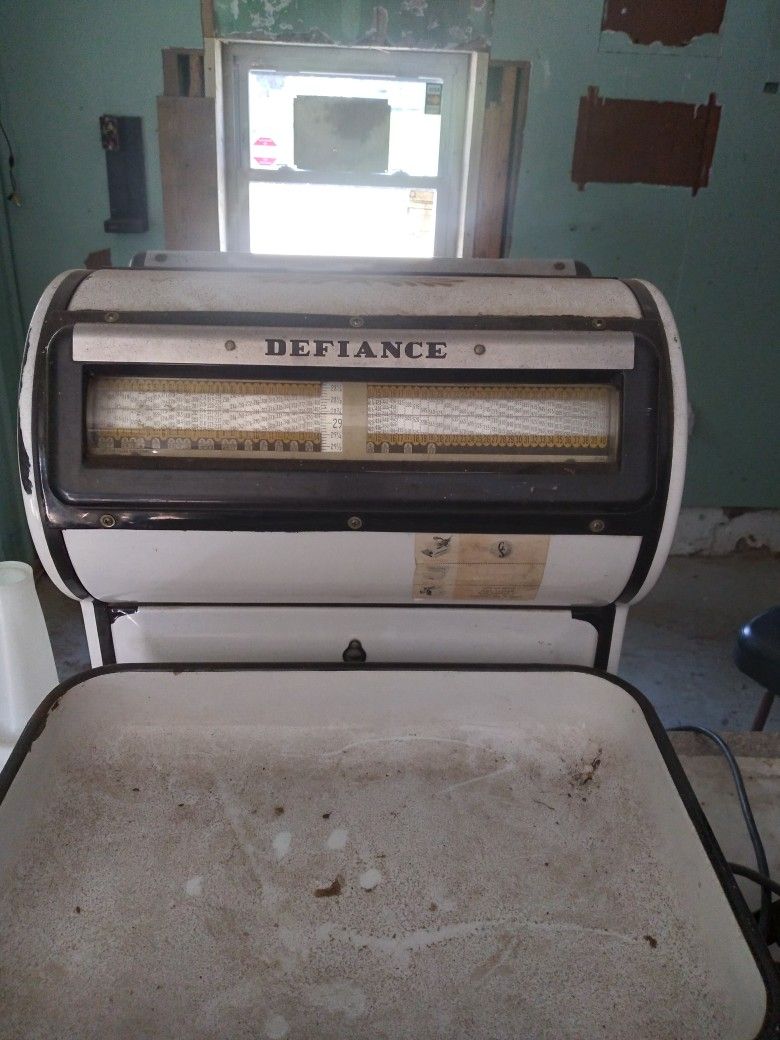 Vintage Scales
