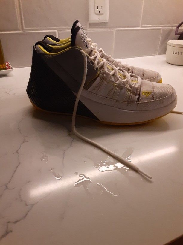 Russell Westbrook Style/Nike Why Not Zero.1 Chaos White
