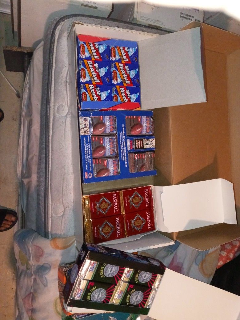 Sports Cards Mattel Cars Ect