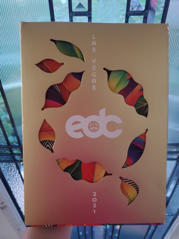 VIP EDC 2021 - MAKE AN OFFER!!