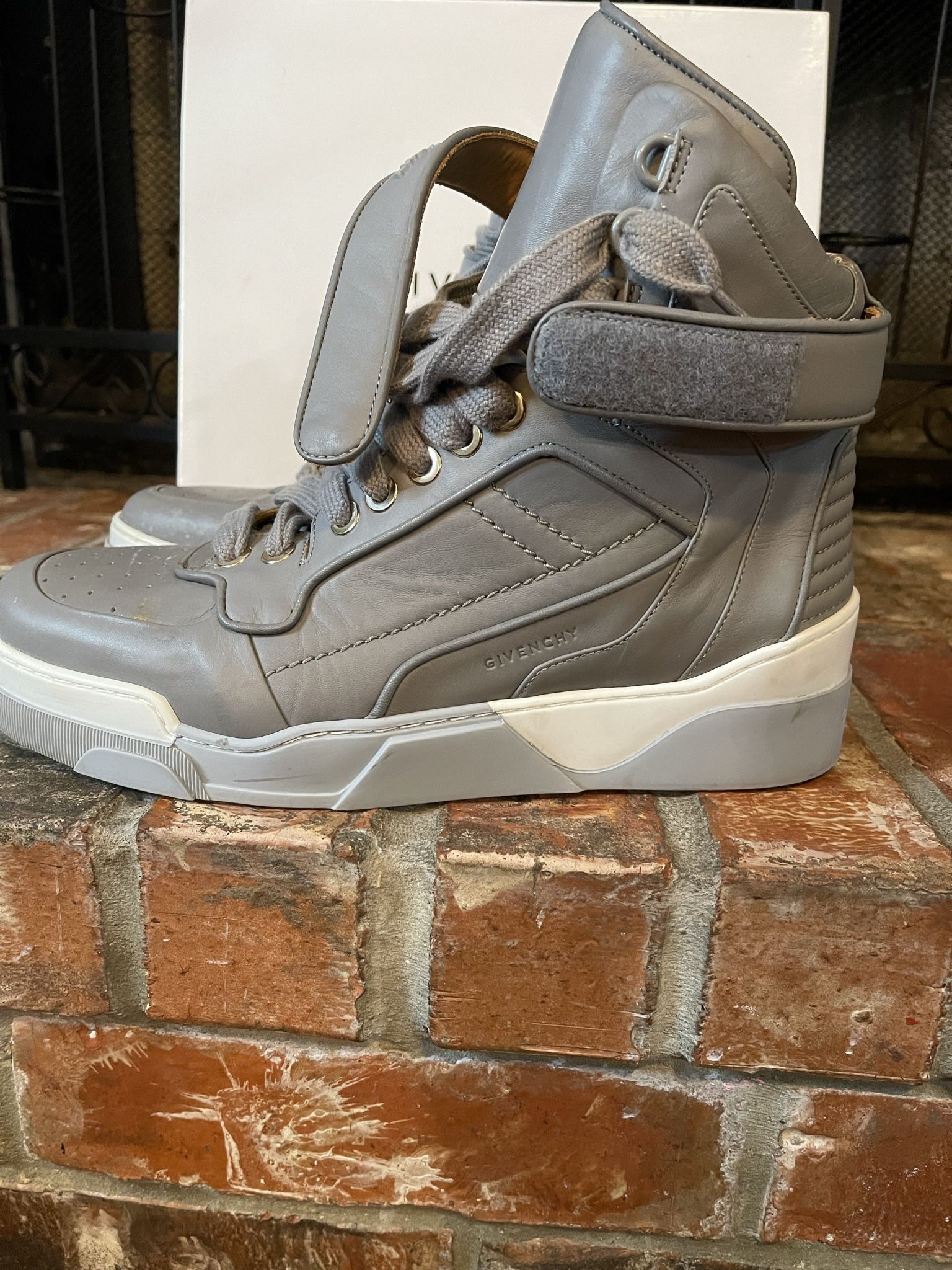Jordans For Sale