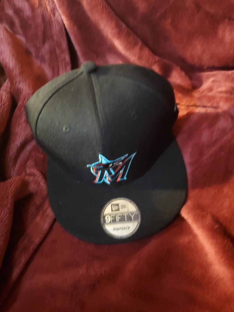 snapbacks